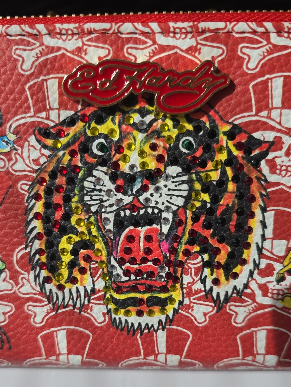 ✨️RESERVED✨️ED HARDY TATTOO GRAFITTI PRINT TIGER WRISTLET WALLET NWT - Picture 3 of 8